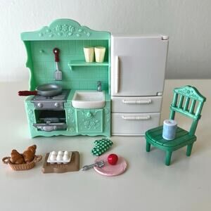 Kitchen Green White Calico Critters Sylvanian Families Mixed Accessory Toy Lot